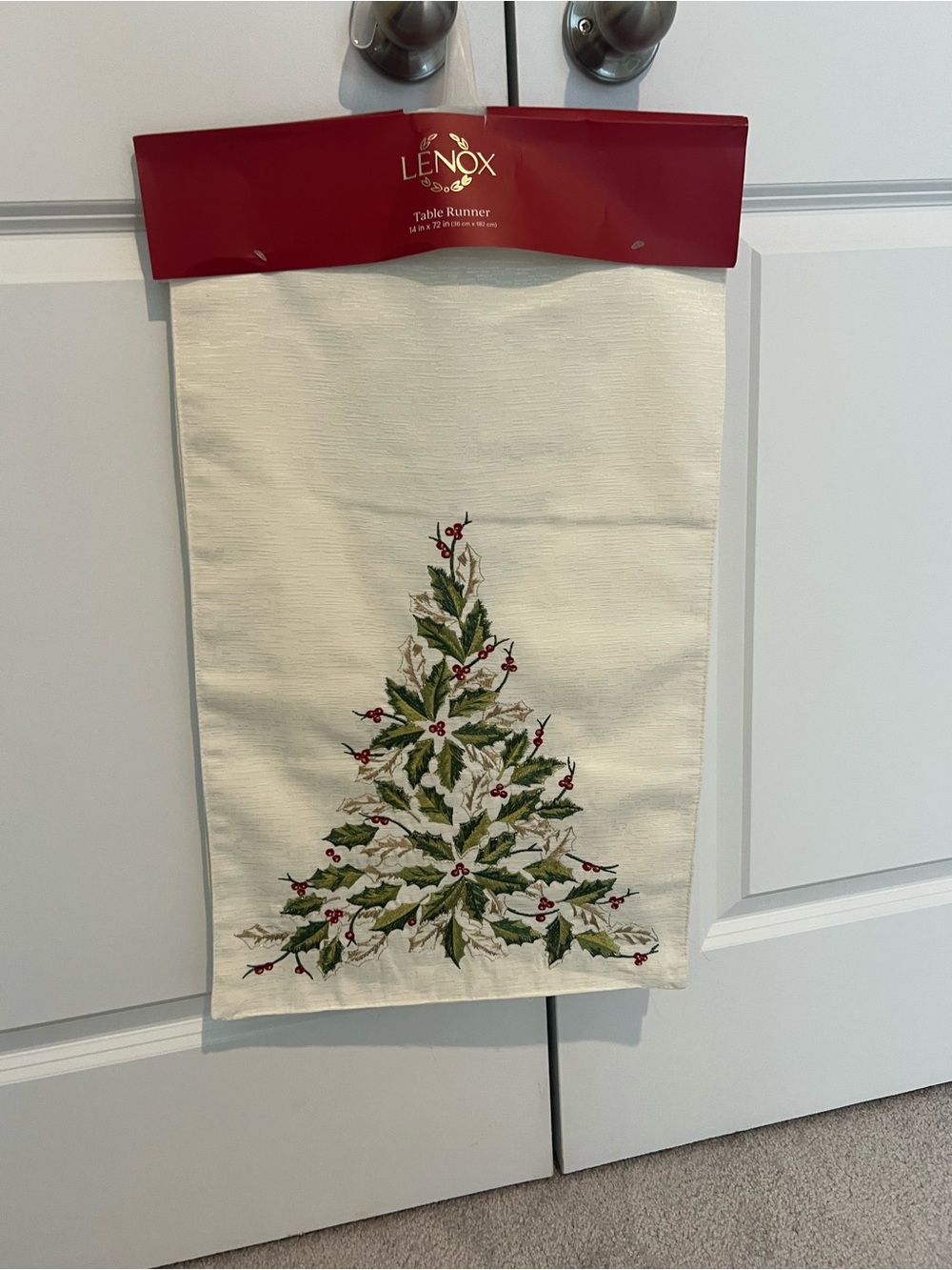 Lenox Cream and Green Embroidered Holly Tree Table Runner